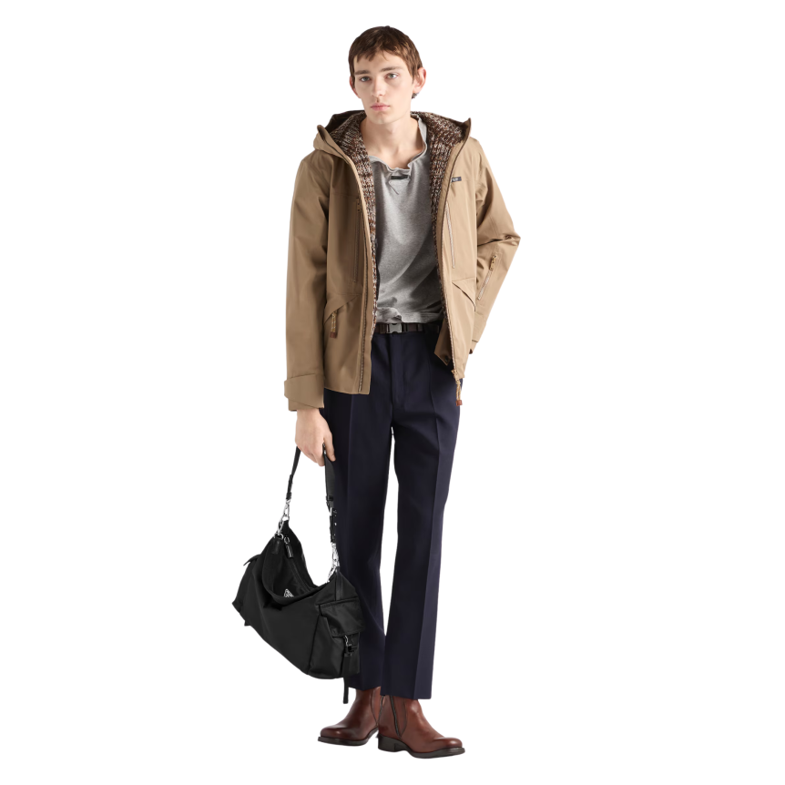 Sac bandoulière PRADA Explore Re-Nylon et cuir noir poches coté logo triangle