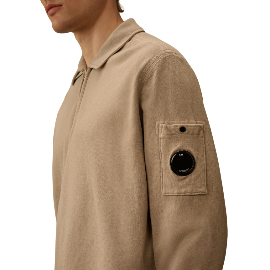 Sweat shirt CP COMPANY col polo demi zip coton délavé vieilli beige gris