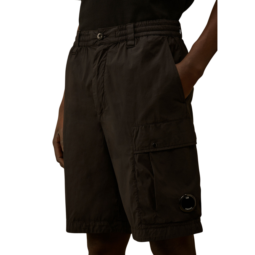 Short cargo  CP COMPANY coton extensible nylon 50 Fili noir lentille poche