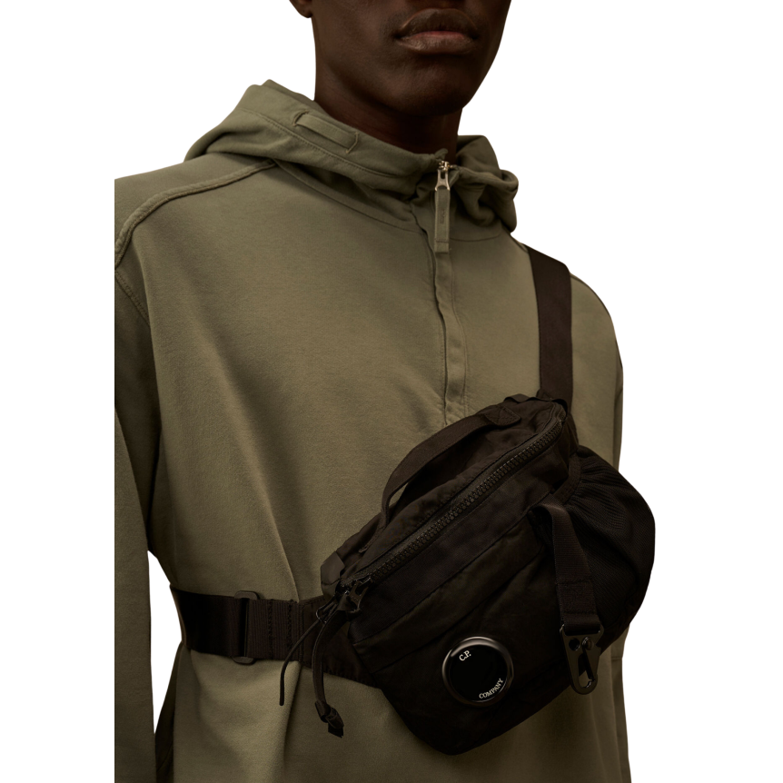 Sac banane CP COMPANY nylon noir lentille