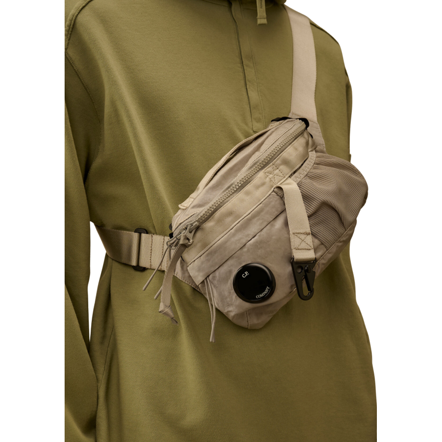 Sac banane CP COMPANY nylon beige gris lentille