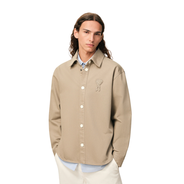 Surchemise à boutons AMI Paris Atwill de coton beige gros coeur crochet poitrine