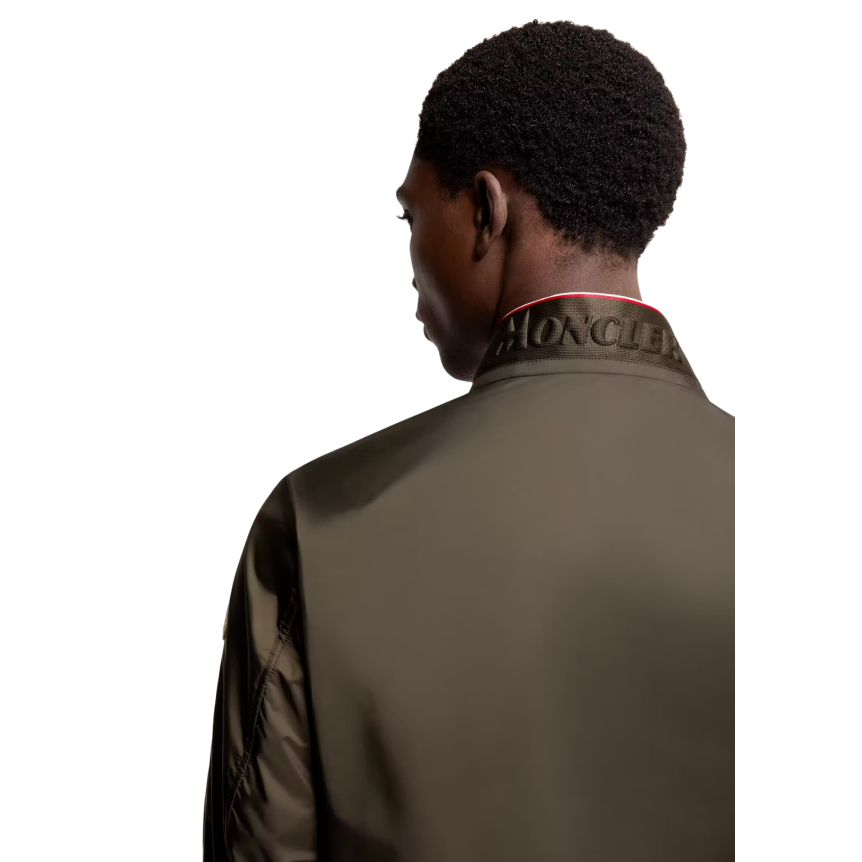 Veste blouson zippé imperméable MONCLER Reppe nylon kaki