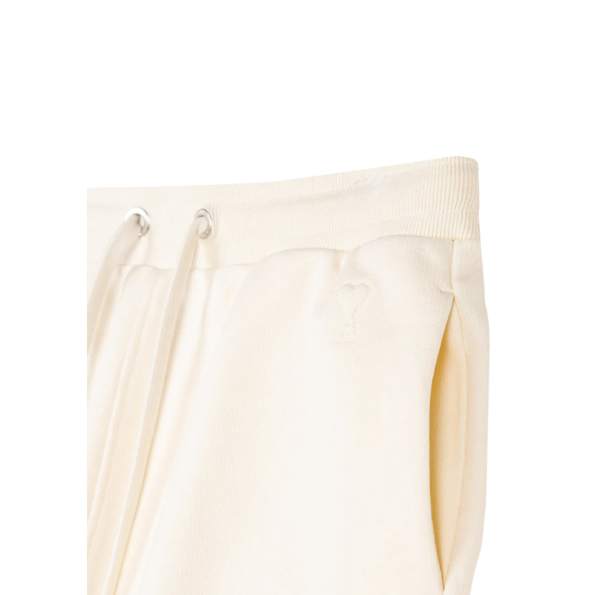 Short AMI Paris molleton coton écru cœur embossé