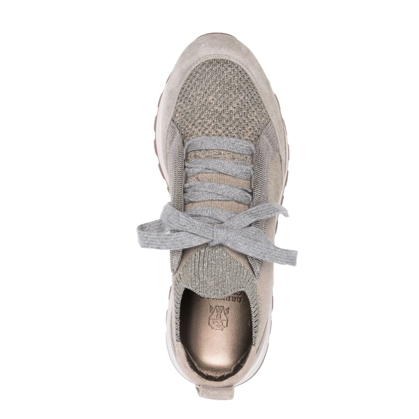 Baskets basses à empiècements en daim gris beige irisé