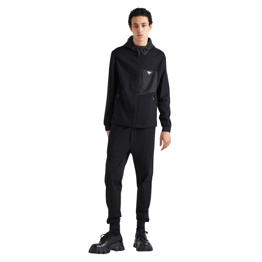 Sweat-shirt zippé cardigan PRADA coton technique Re-Nylon noir poche poitrine