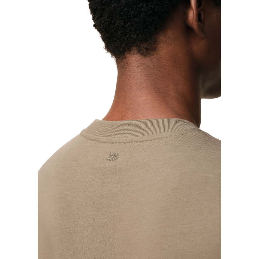 AMI Paris T-shirt col rond jersey coton épais beige taupe cœur embossé