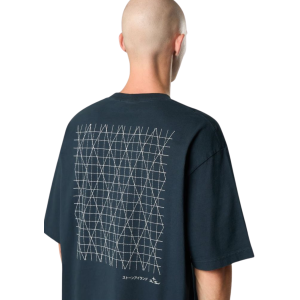 STONE ISLAND T-shirt col rond bleu nuit broderie « Multiaxial Sashiko »quadrillage dos