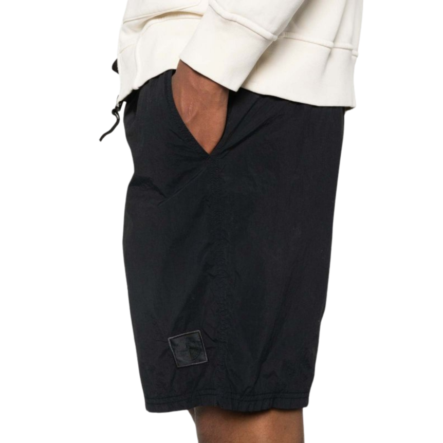 Short de bain STONE ISLAND mi-long bleu marine logo ton sur ton Ghost collection