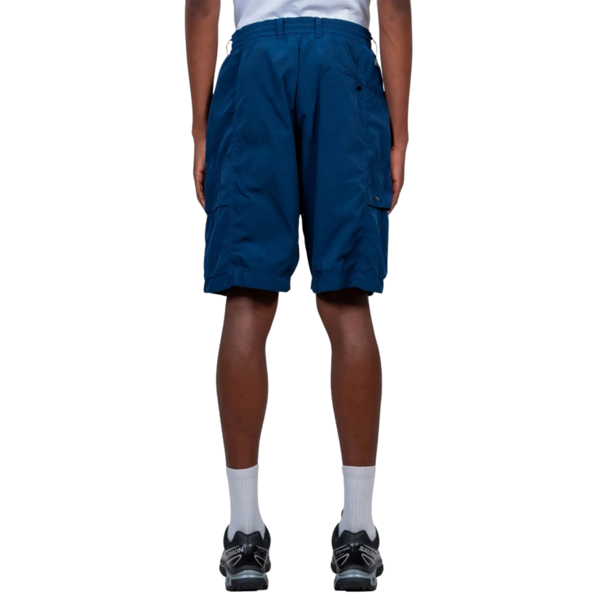 Short cargo CP COMPANY carré nylon Chrome-R bleu lentille poche