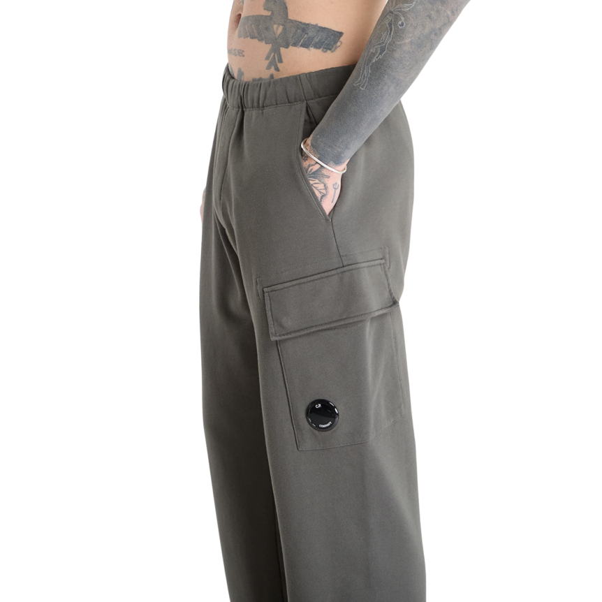 Pantalon de survêtement cargo CP COMPANY coton polaire motif diagonal gris