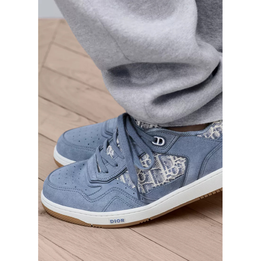 Basket Sneaker B27 Uptown basse Veau velours et toile jacquard Dior Oblique bleu clair