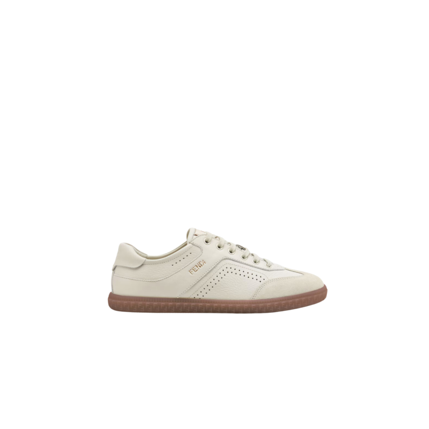 baskets basses FENDI Flair cuir blanc crème microperforé bout daim