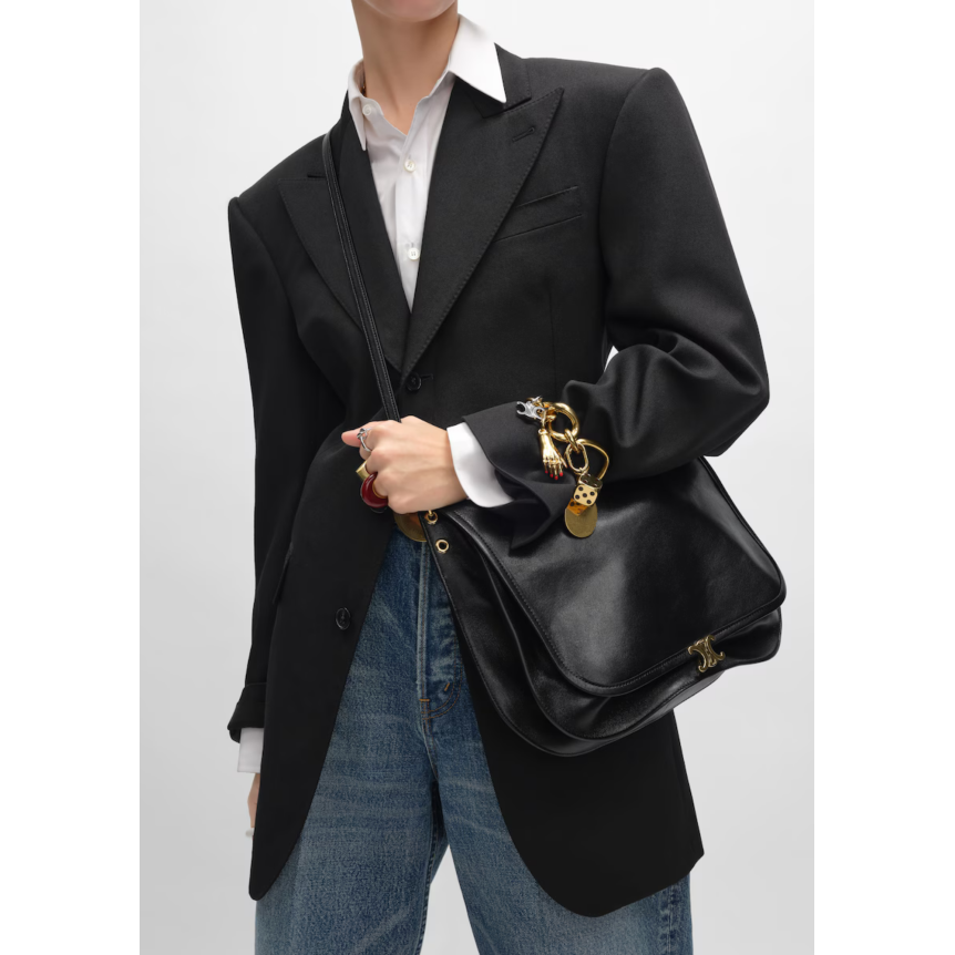 Sac Besace  CELINE Soft Triomphe cuir agneau souple brillant noir