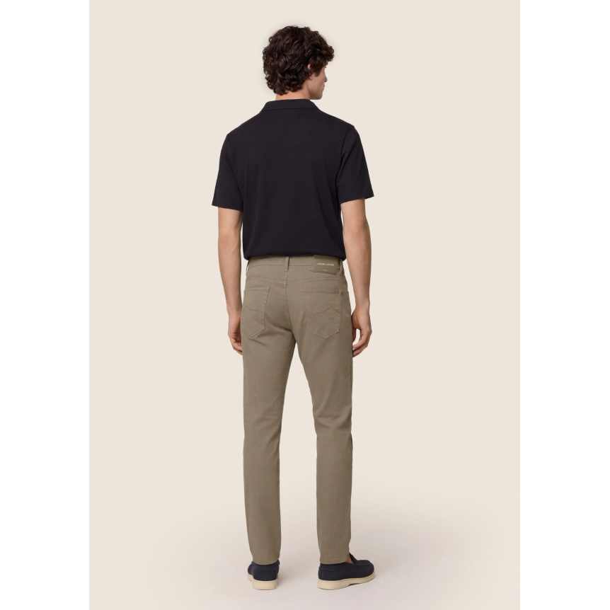 Pantalon slim 5 poches JACOB COHEN Nick gabardine extensible coton taupe