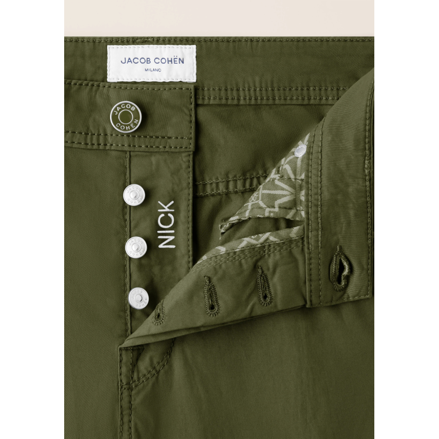 Pantalon slim 5 poches JACOB COHEN Nick gabardine extensible coton vert bouteille