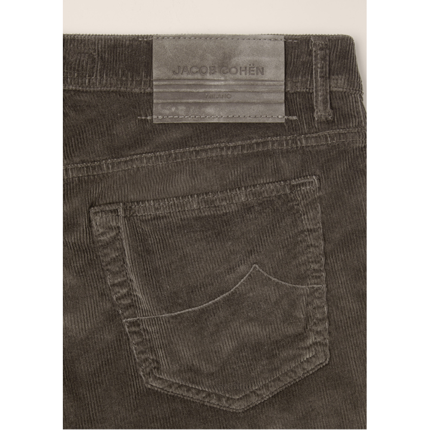 Pantalon 5 poches JACOB COHEN Bard velours côtelé extensible coton marron taupe