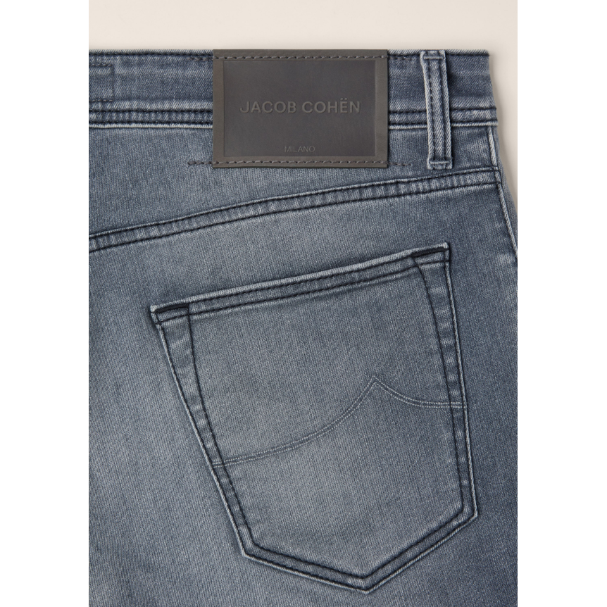 Jean 5 poches JACOB COHEN Nick slim denim super extensible gris foncé délavé vintage
