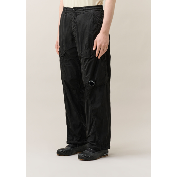 Pantalon cargo CP COMPANY Chrome R nylon brillant noir lentille poche