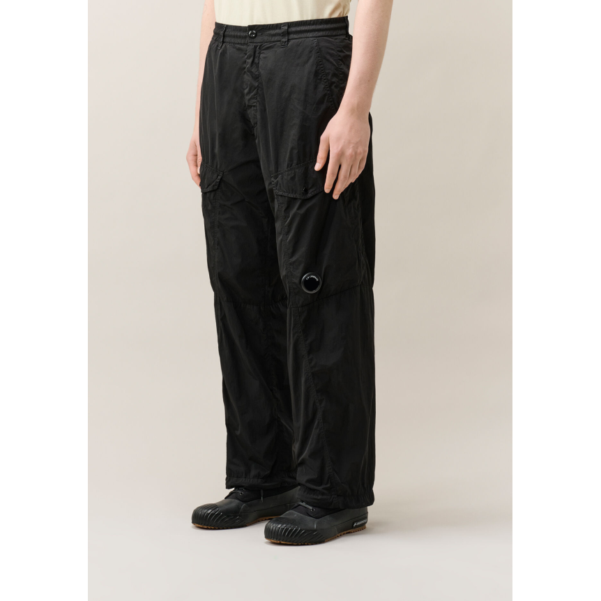 Pantalon cargo CP COMPANY Chrome R nylon brillant noir lentille poche