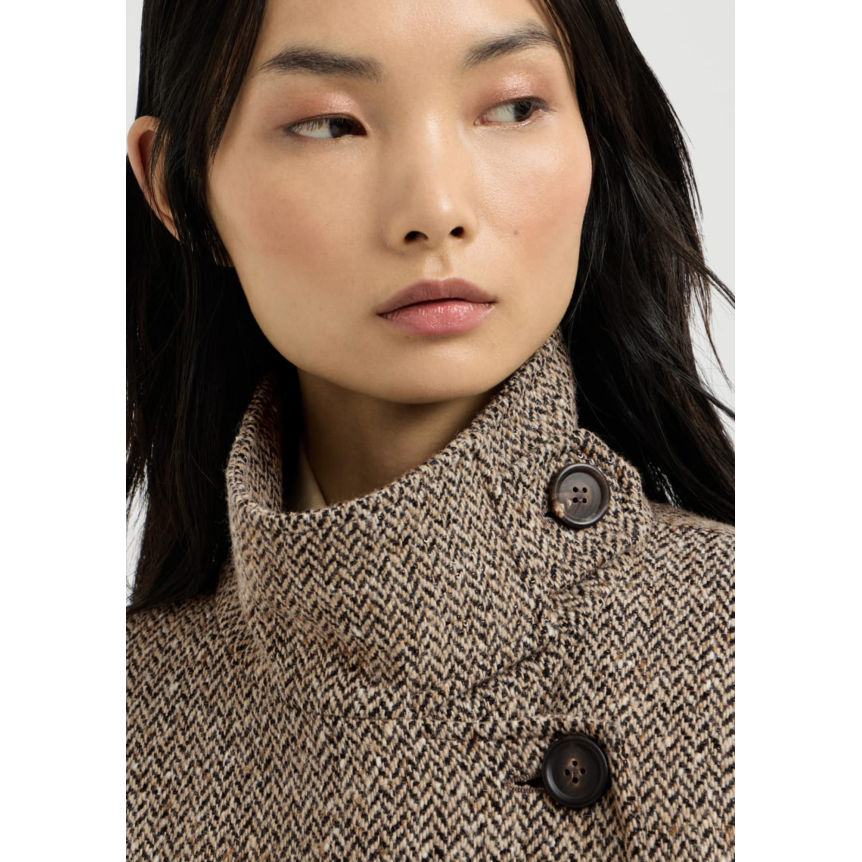 Manteau long en laine vierge brillante motif chevrons marron avec ceinture et décoration Monile