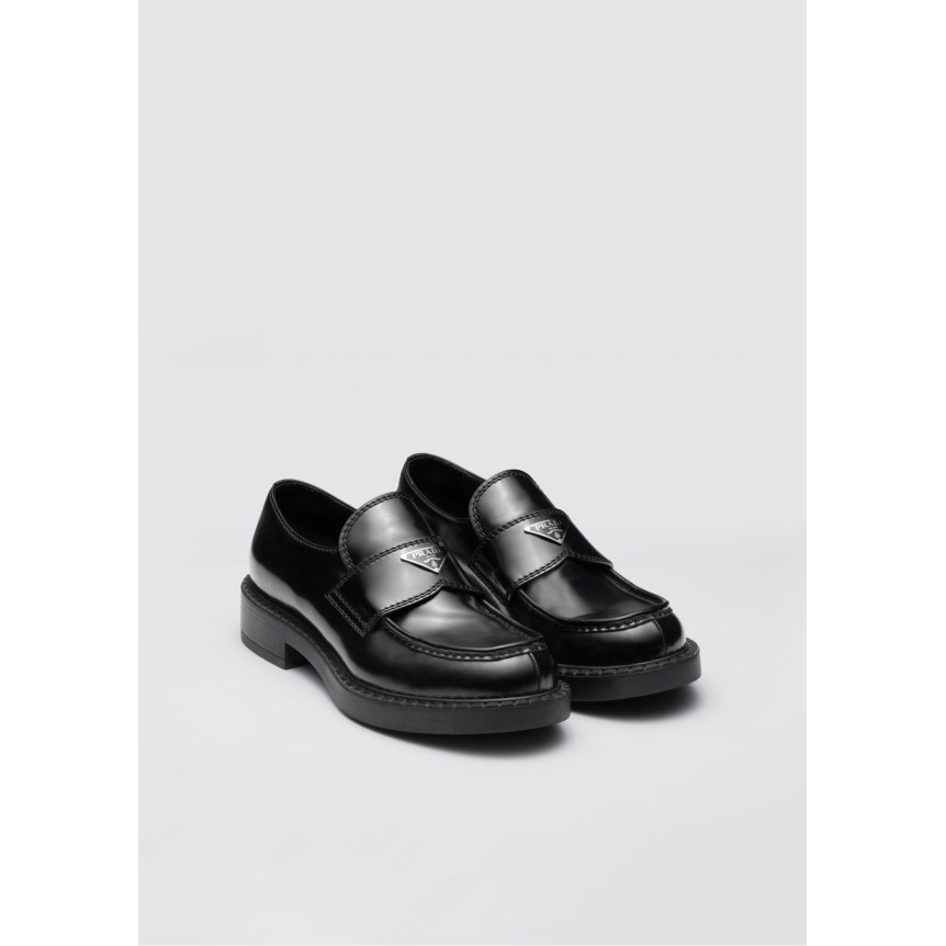 Mocassin PRADA Chocolate en cuir de veau brossé noir logo triangle email