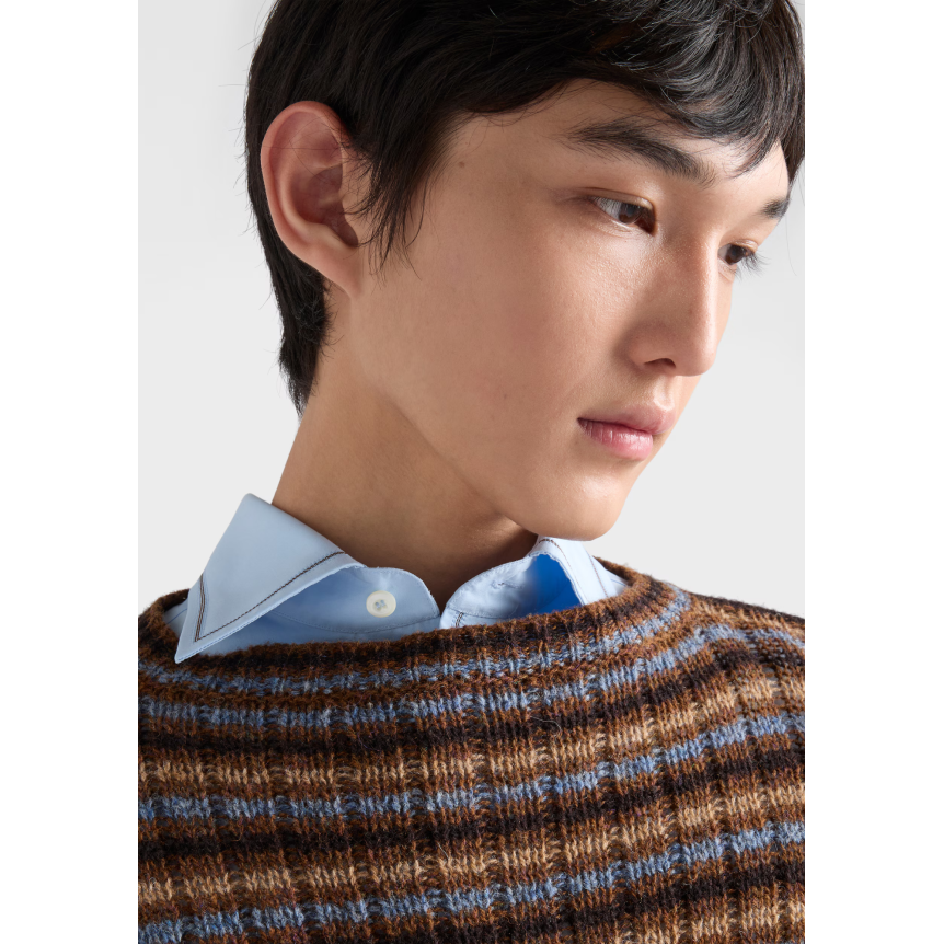 PRADA Pull à col bateau en laine Shetland rayures camel marron noir ciel