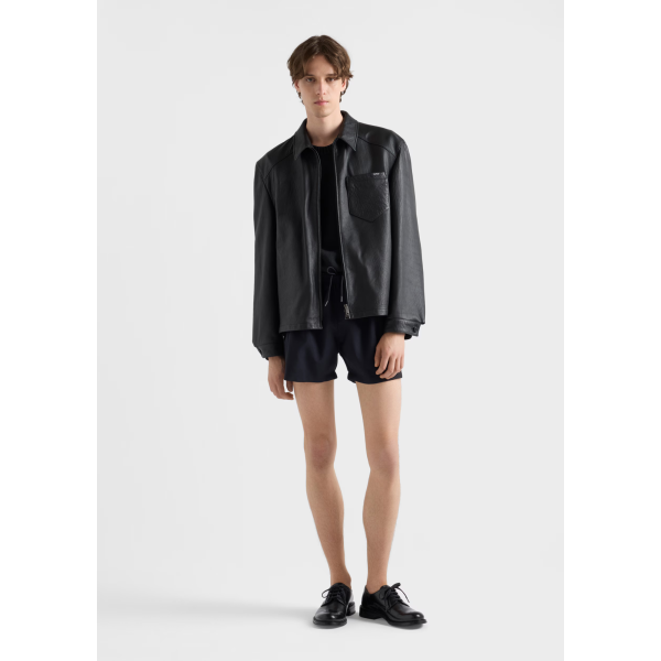 Blouson zippé PRADA en cuir d'agneau nappa noir col chemise etiquette logo