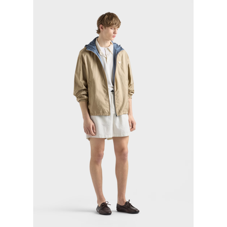 Veste zippée à capuche PRADA en Re nylon camel réversible bleu ciel logo triangle émail