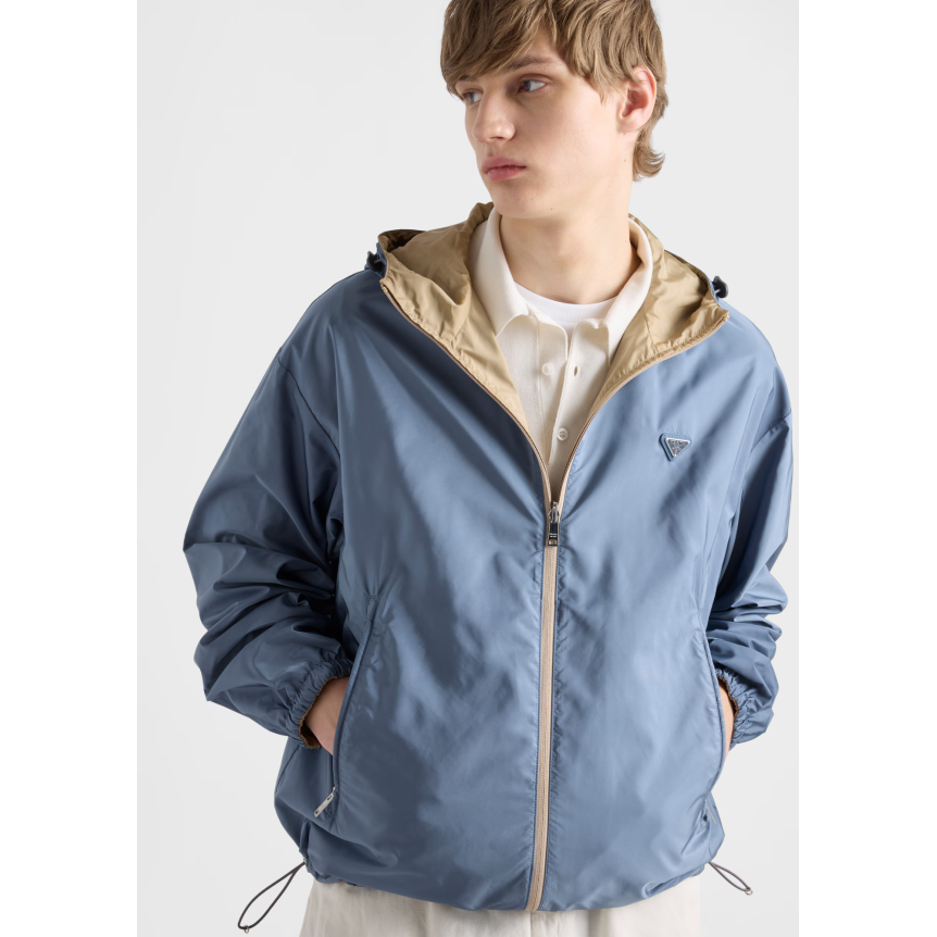 Veste zippée à capuche PRADA en Re nylon camel réversible bleu ciel logo triangle émail