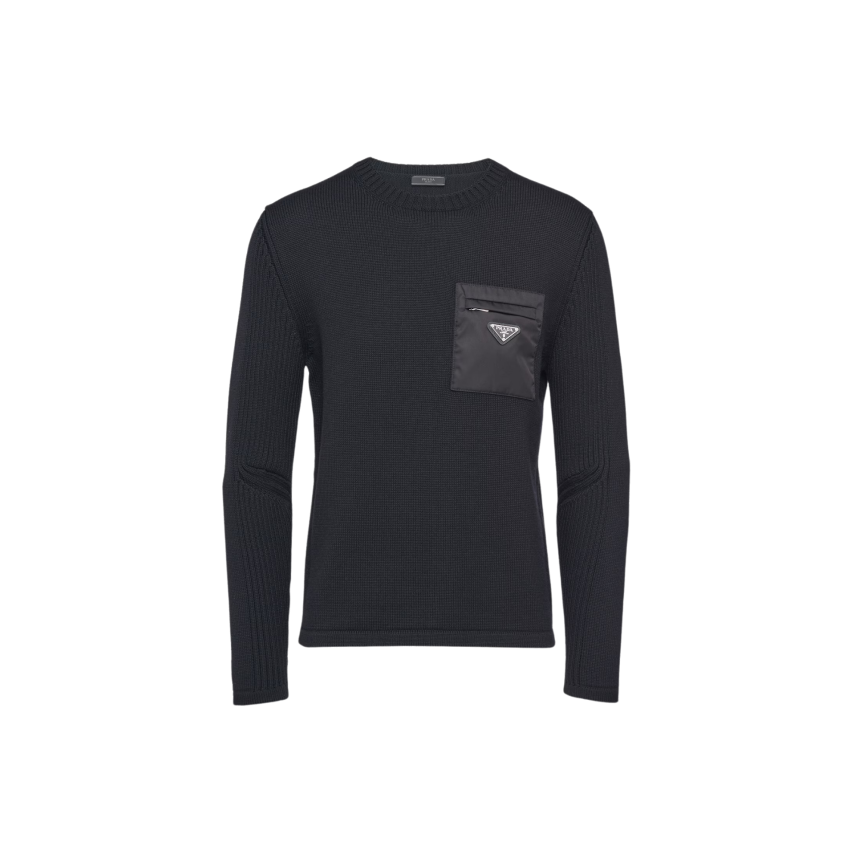Pull col rond laine PRADA poche poitrine Re nylon noir logo triangle métal émail