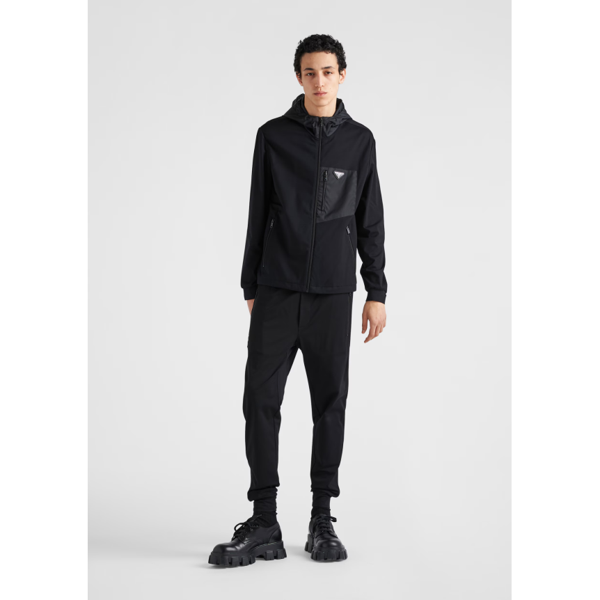Cardigan zippé à capuche PRADA coton noir poche poitrine nylon logo triangle métal émail