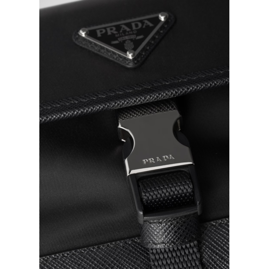 Sac étui smartphone PRADA en Re-Nylon et cuir Saffiano noir bandoulière
