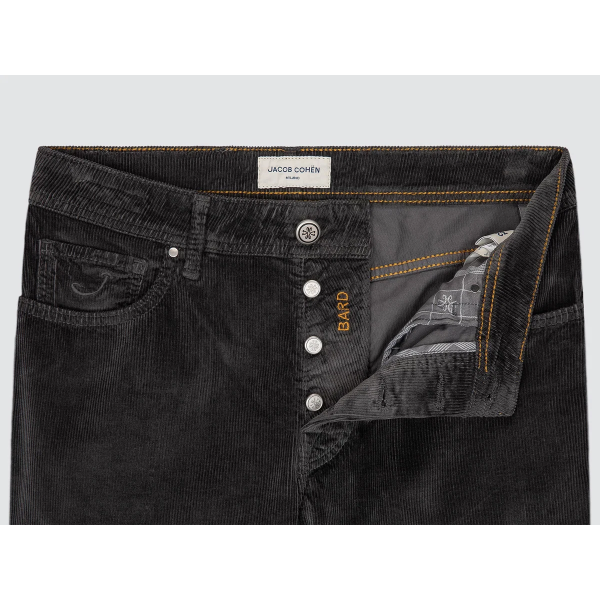 Pantalon slim JACOB COHEN Bard en velours côtelé de coton gris foncé
