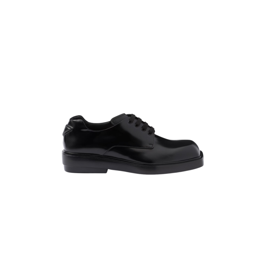 Derbies à lacets PRADA bout carré cuir noir logo triangle