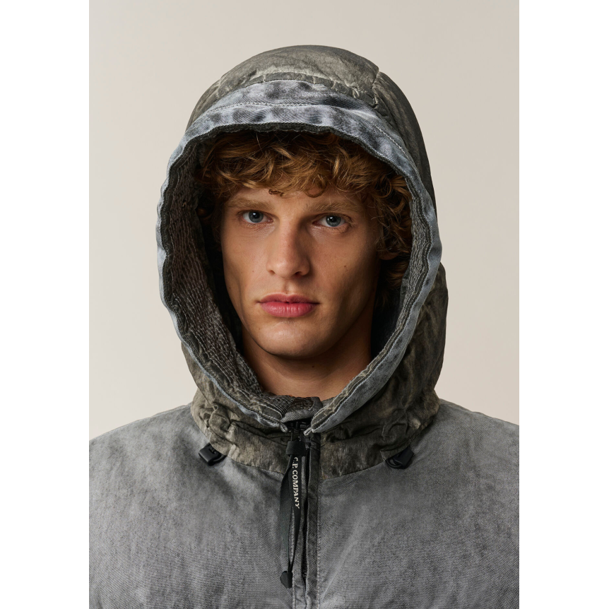 Doudoune à capuche CP COMPANY lunettes Eco Chrome R nylon gris délavé tie & die kaki
