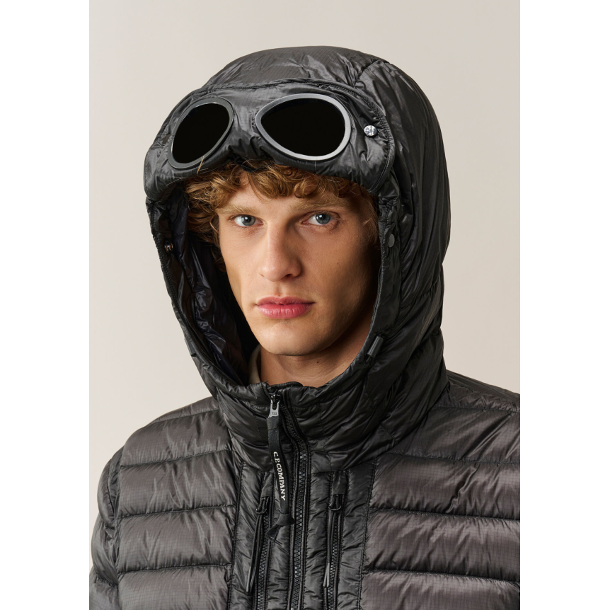 Doudoune fine à capuche lunettes CP COMPANT DD Shell nylon noir poche poitrine