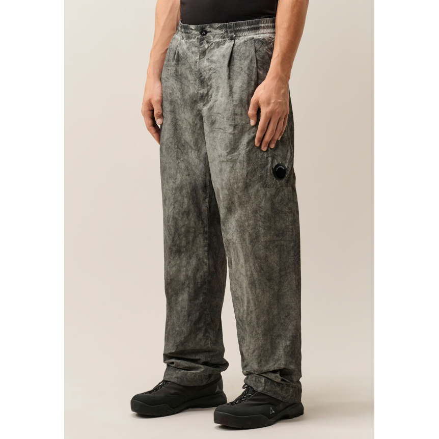 Pantalon cargo CP COMPANY Flatt nylon gris noir tie & die poche lentille