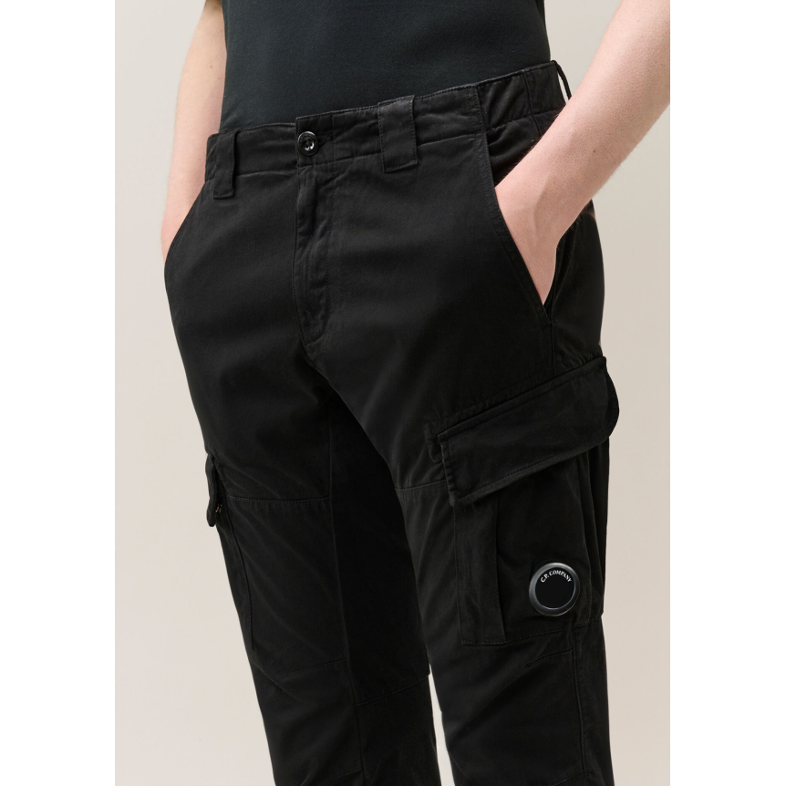Pantalon Cargo CP COMPANY coton satin stretch noir poche rabat lentille