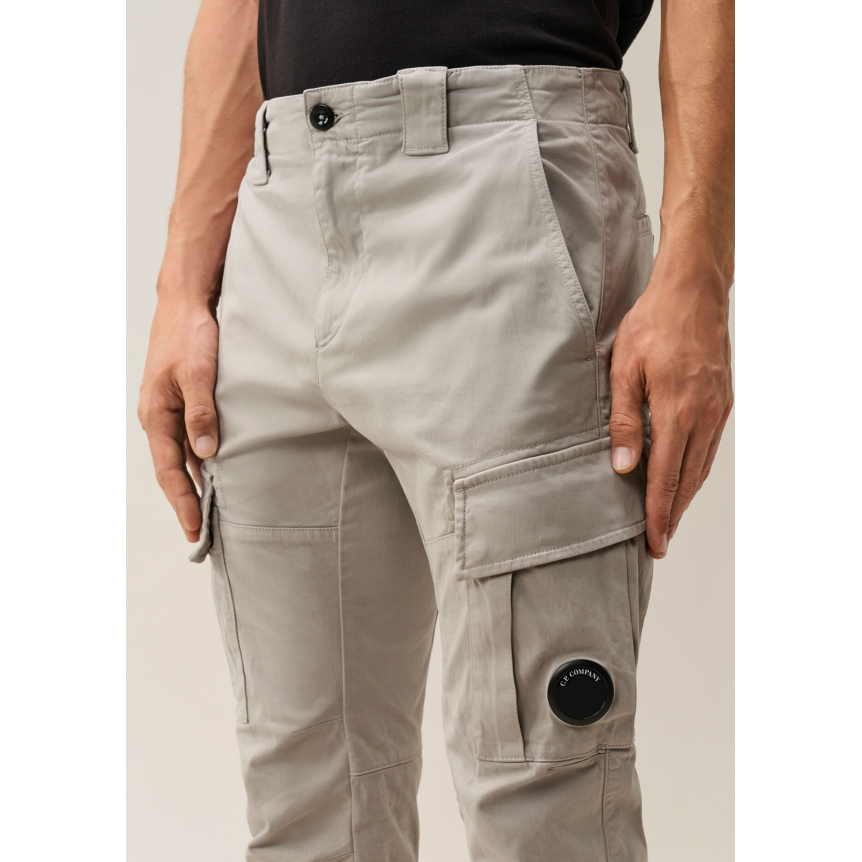 Pantalon cargo CP COMPANY coton satin stretch gris clair beige lentille poche