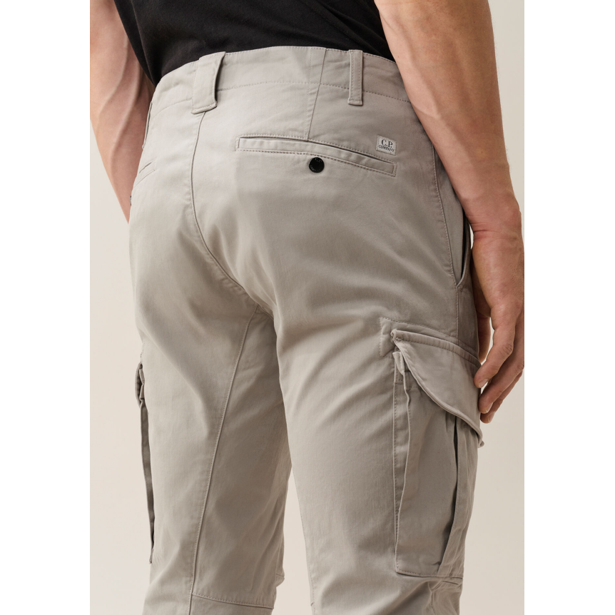 Pantalon cargo CP COMPANY coton satin stretch gris clair beige lentille poche