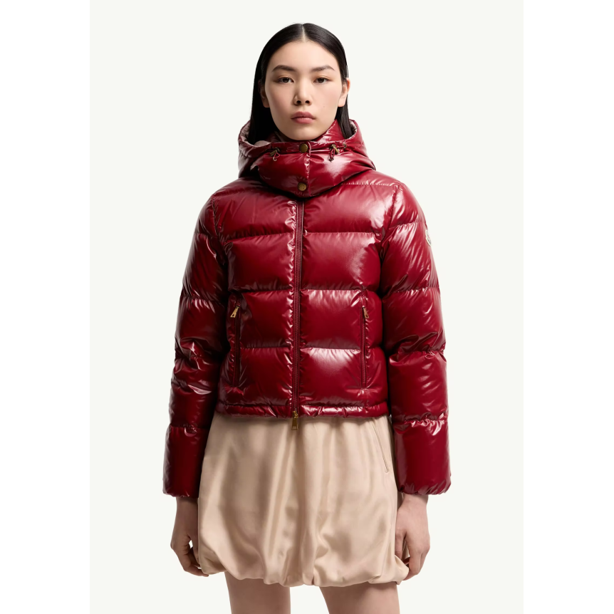 Doudoune courte à capuche MONCLER Niveole nylon brillant  rouge doublé rose