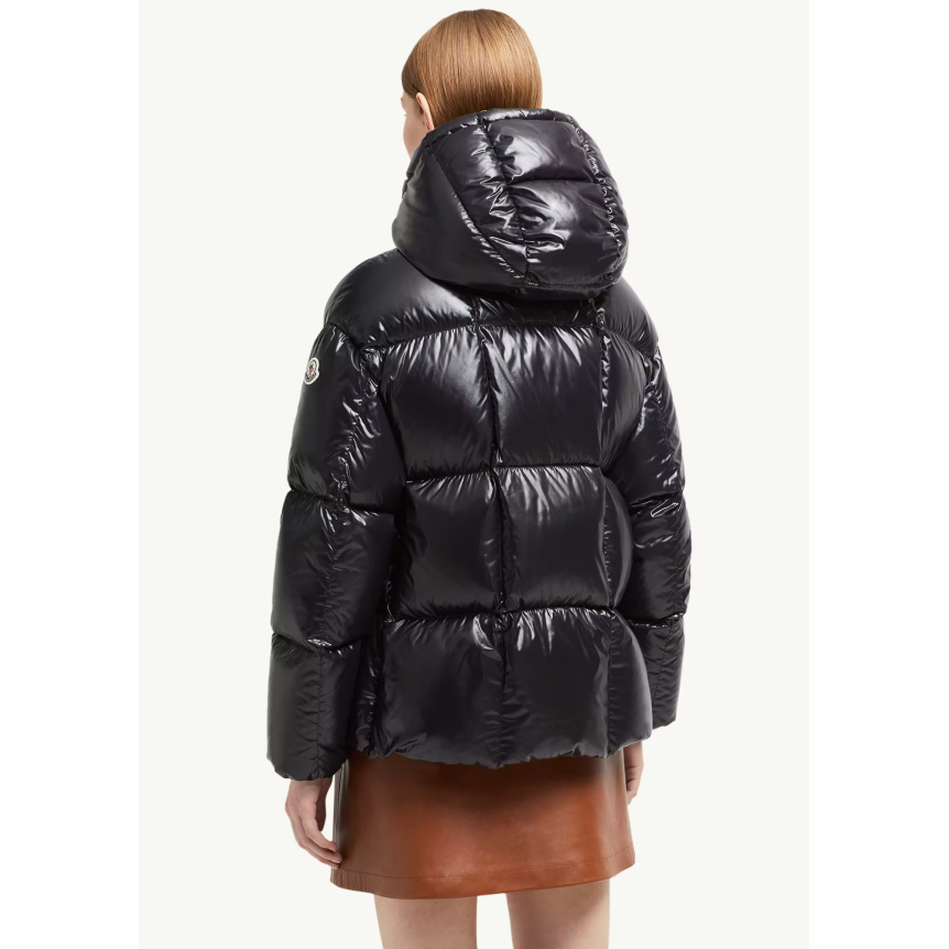 Doudoune courte à capuche MONCLER Parana nylon brillant noir pression col camel