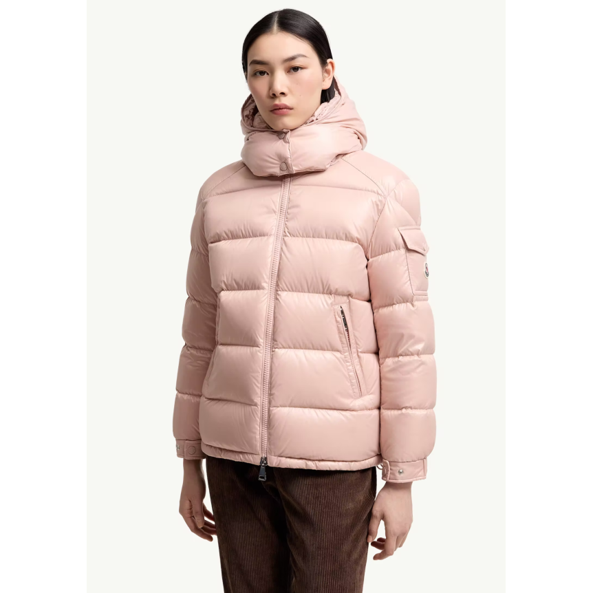 Doudoune courte à capuche MONCLER Maire nylon laqué brillant rose