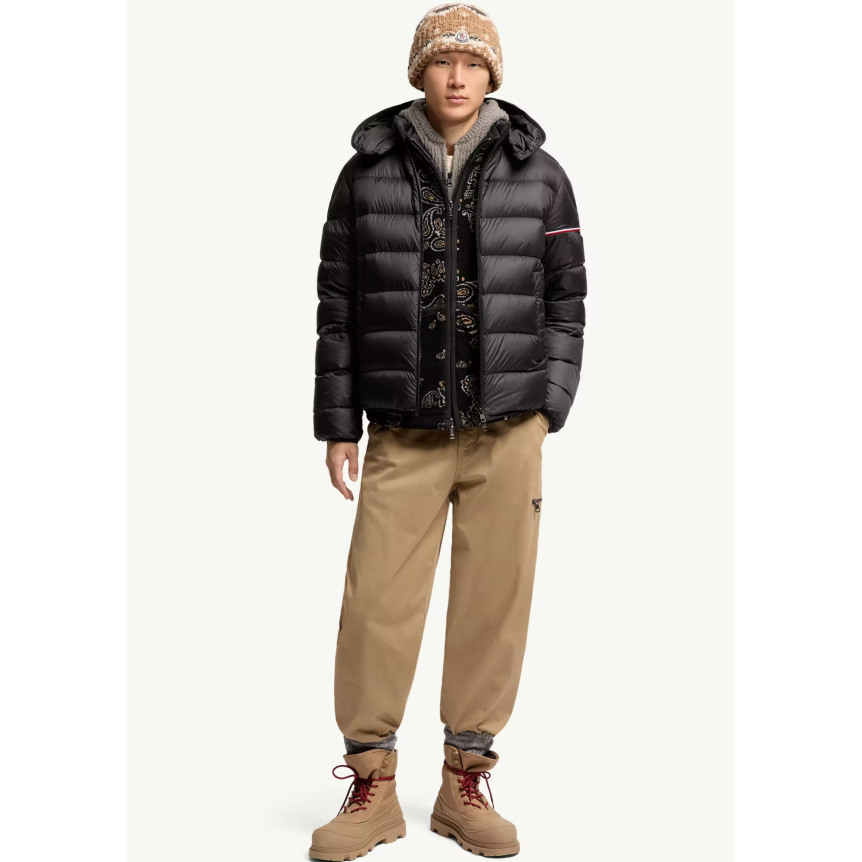 Doudoune courte à capuche MONCLER Ravenlock nylon mat noir bande manche tricolore