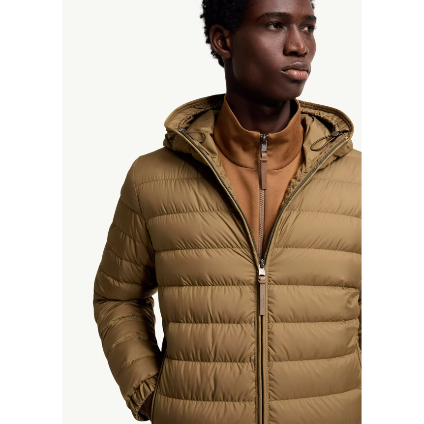 Doudoune courte à capuche MONCLER Solienn nylon vert olive logo cuir