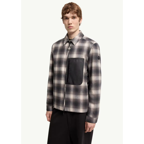 Sur chemise MONCLER Cornisello en coton à carreaux noir marron crème dos doudoune poche poitrine nylon