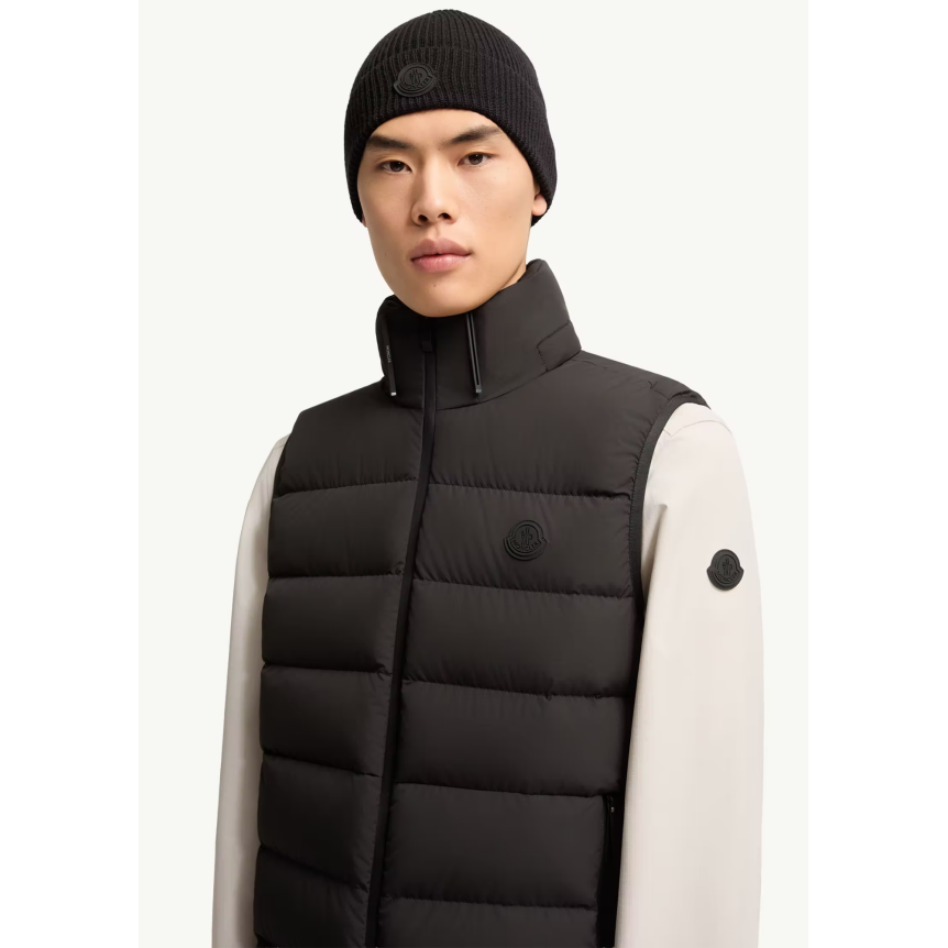 Doudoune sans manches à capuche amovible MONCLER Arinella nylon mat noir