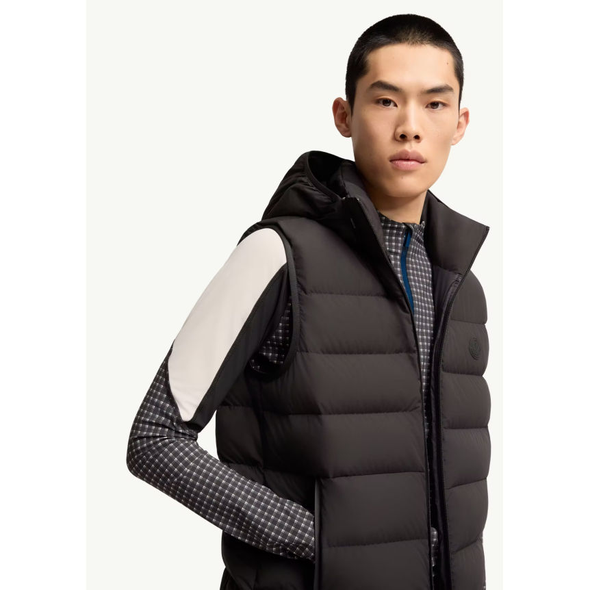 Doudoune sans manches à capuche amovible MONCLER Arinella nylon mat noir