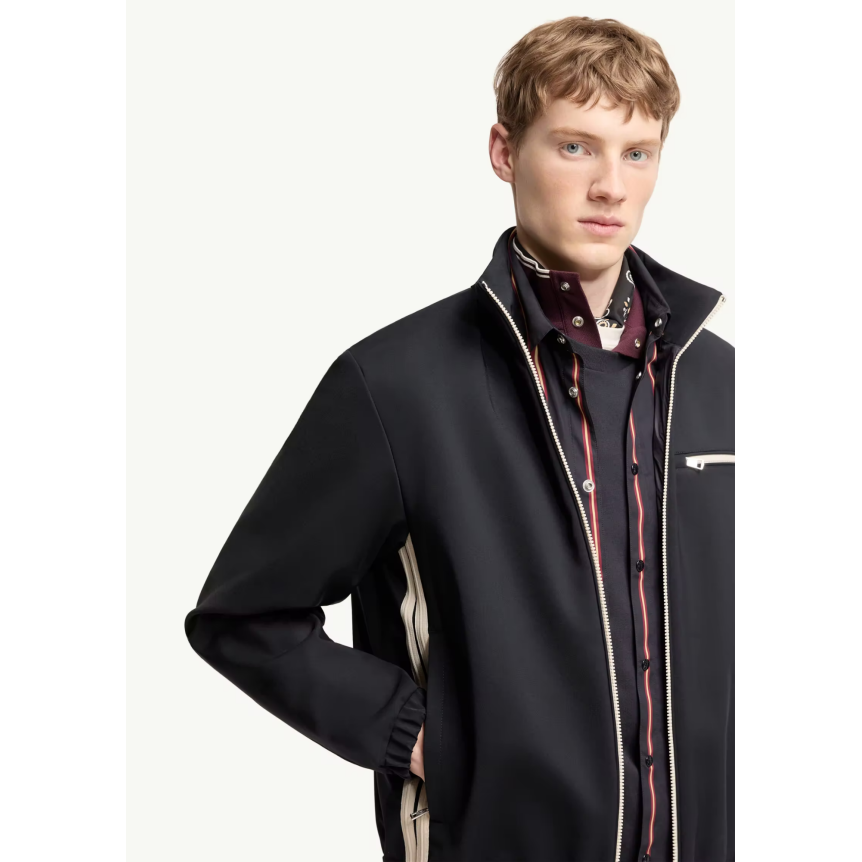 Veste courte zippée col montant MONCLER Fourioun nylon bleu marine bande blanche